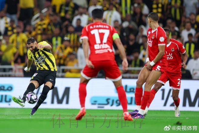 本泽马头球辕门射戟连续7场破门 刷新皇马生涯最佳