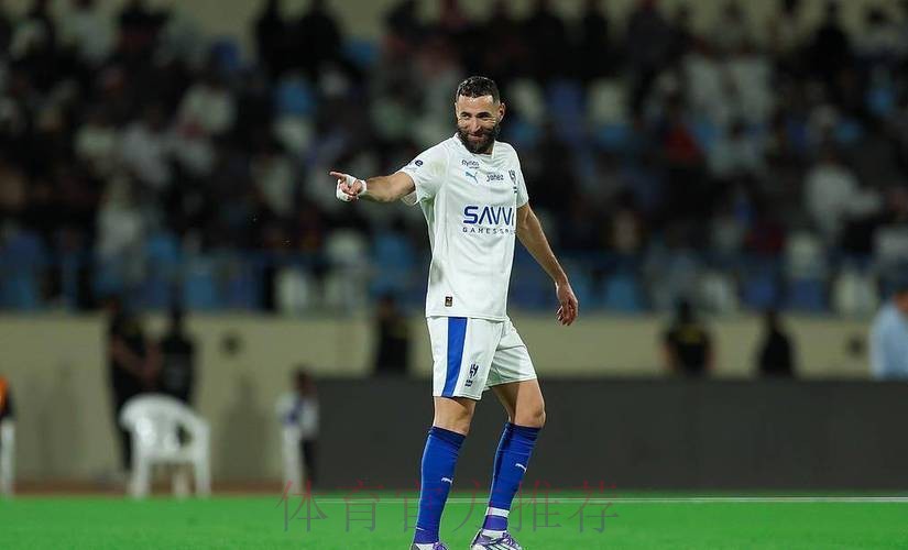 跟队记者:皇马目前仅本泽马等五人为非卖品 跟队记者:皇马目前仅本泽马等五人为非卖品